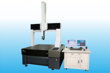 Three coordinate measuring instrument